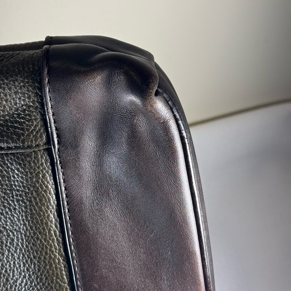 COACH MESSENGER BAG GREY ALL LEATHER IN MINT CONDITIONION - Picture 8 of 14
